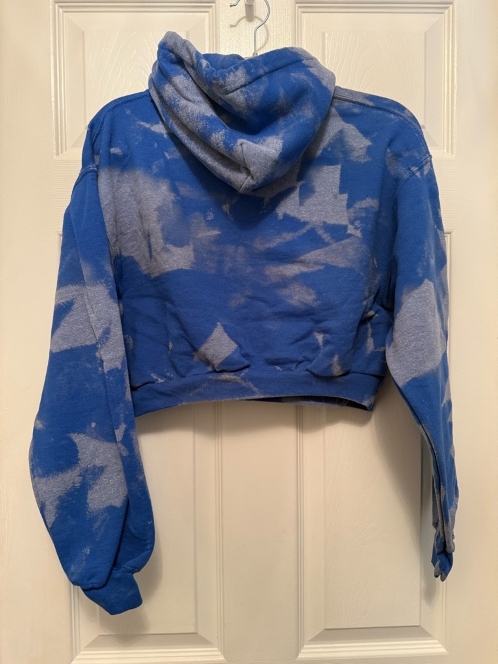 Bills MAFIA Cropped Hoodie - Picture 2 of 11
